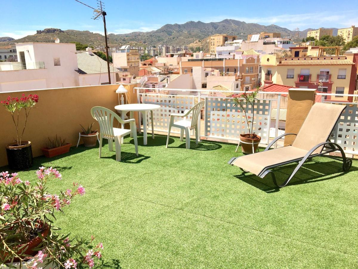 Room With Single Bed In Typical Townhouse With Rooftop Terrace Μάλαγα Εξωτερικό φωτογραφία